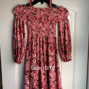 Girls dress size 10/12